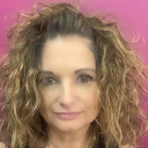 Meet your Posher, Deidre